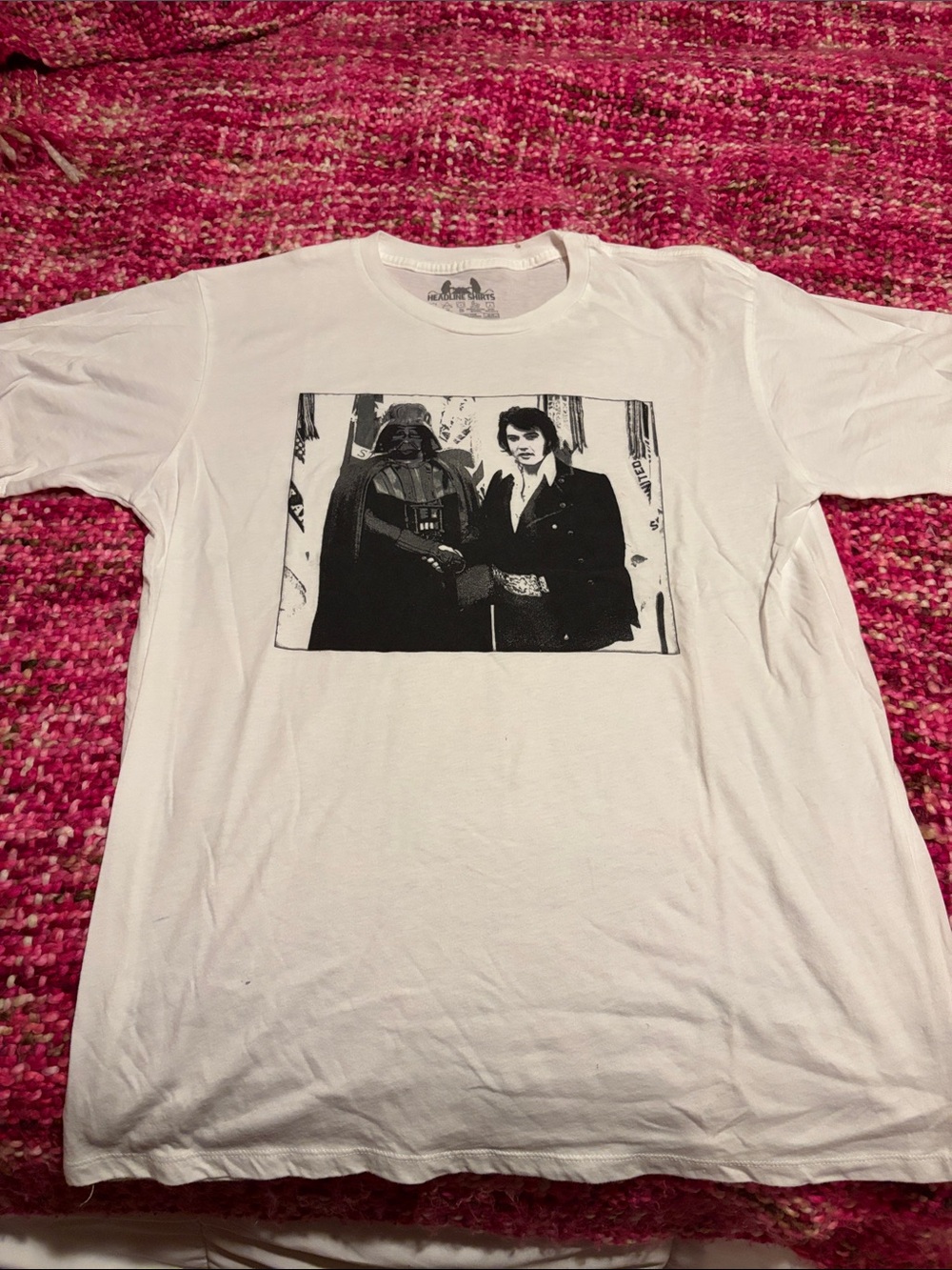 Elvis and Darth Vader women’s tee sz M